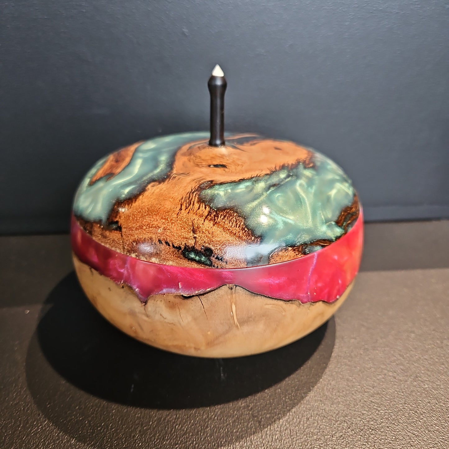 Sea Pearl Lidded box