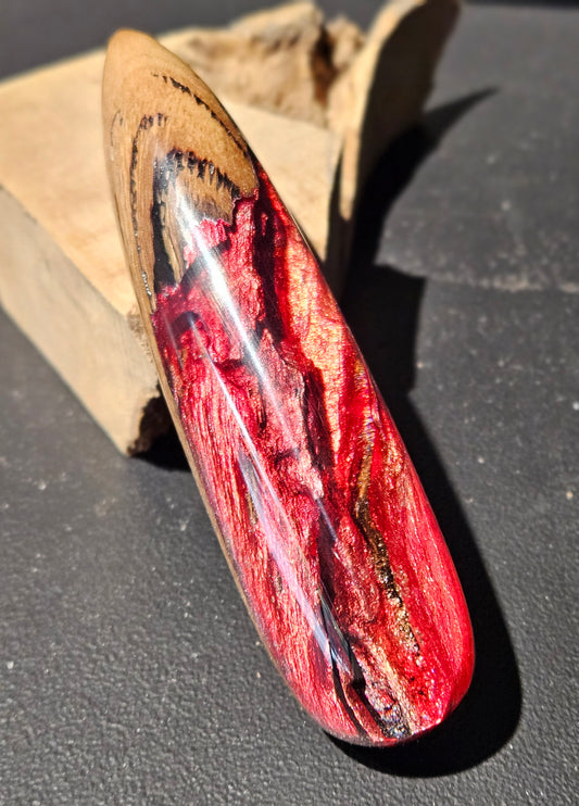 Ornamental Metal Red Gem with Eucalyptus Wood