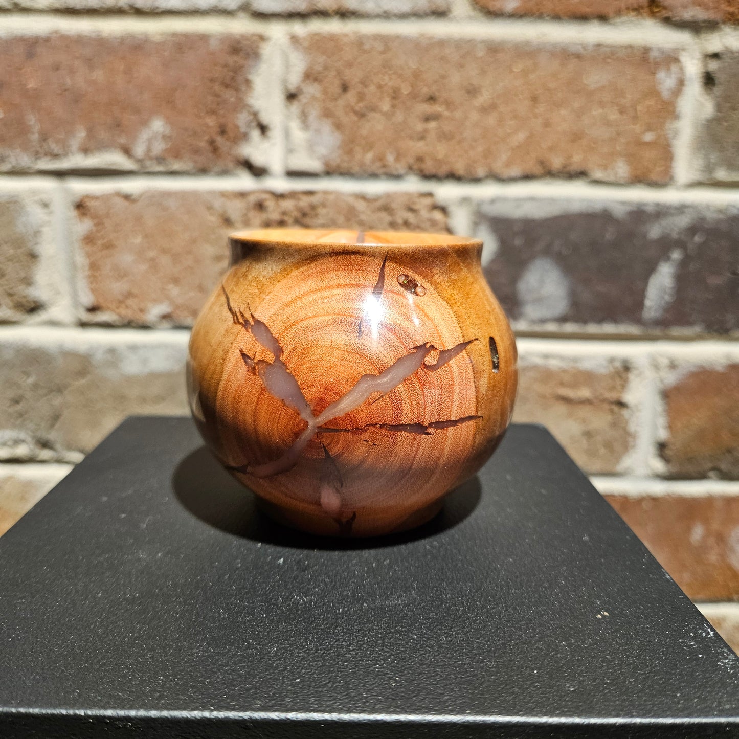 Decorate small Vase/Bowl with Translucent Resin