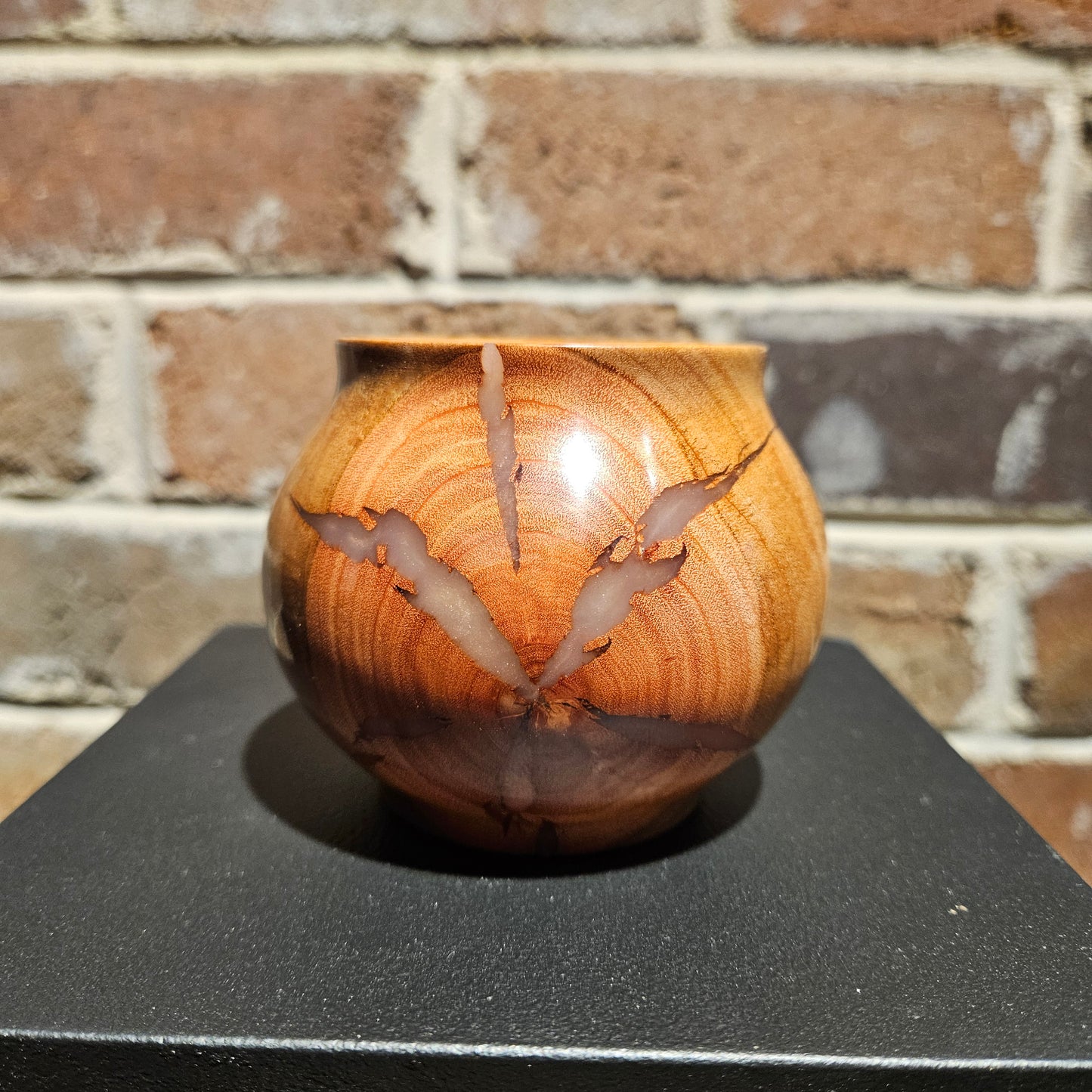 Decorate small Vase/Bowl with Translucent Resin