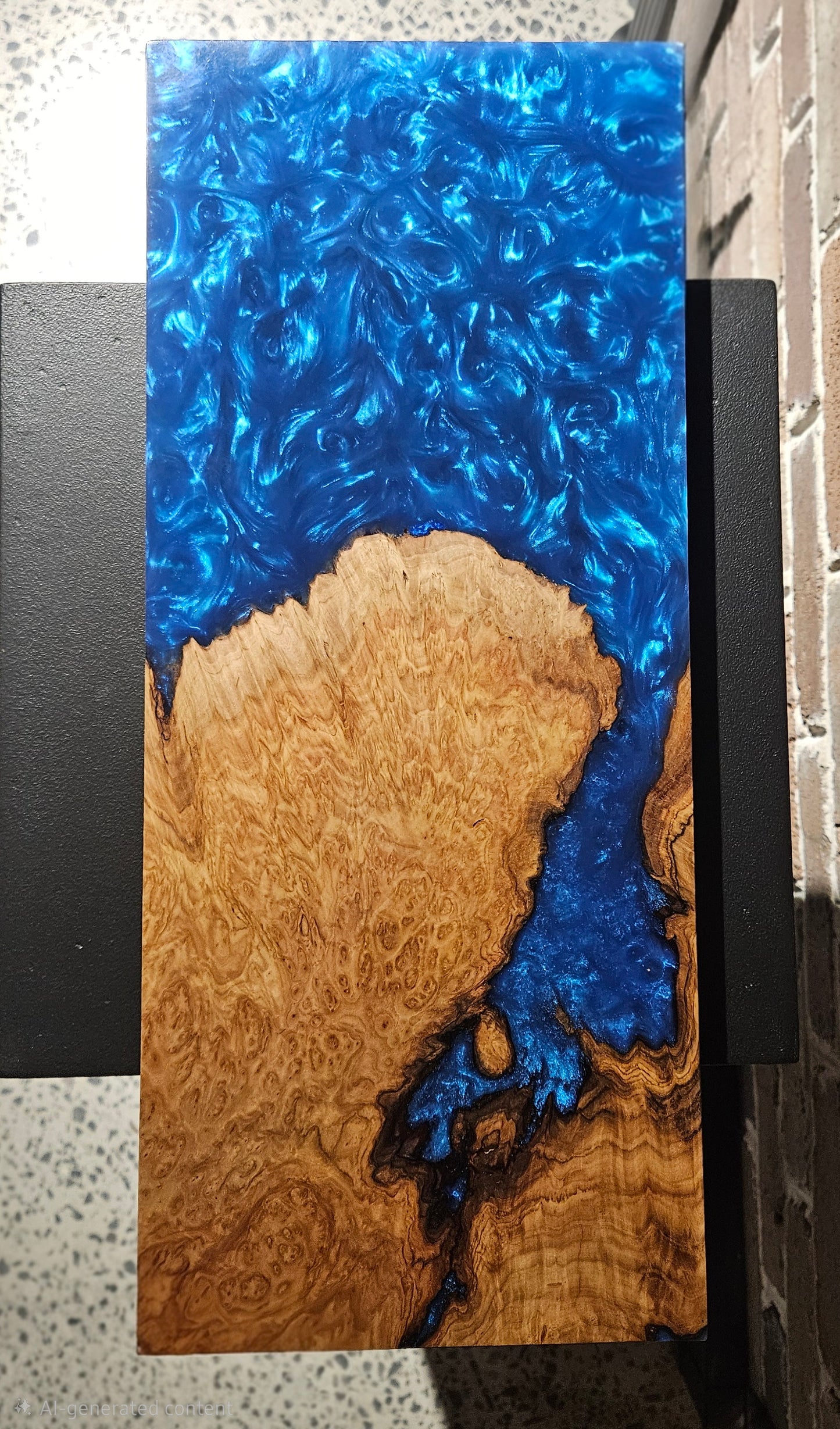 Chacuterie Board Marlee Burl & Pearlescent Blue Resin