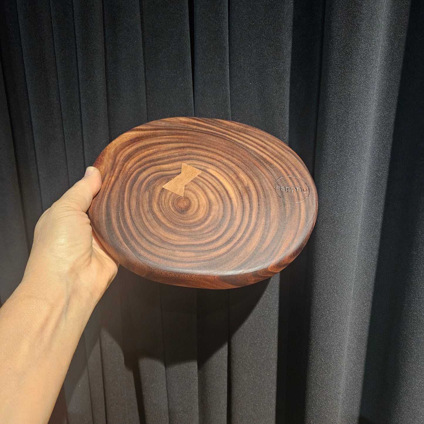 Endgrain Cheese board with bow tie detail