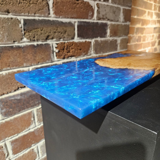 Chacuterie Board Marlee Burl & Pearlescent Blue Resin