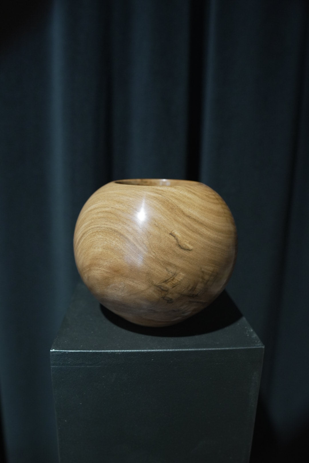 Decorative Bowl in Spotted Red Gum