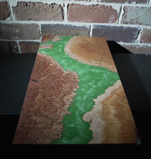 Chacuterie Board with Pearlescent Jade Resin