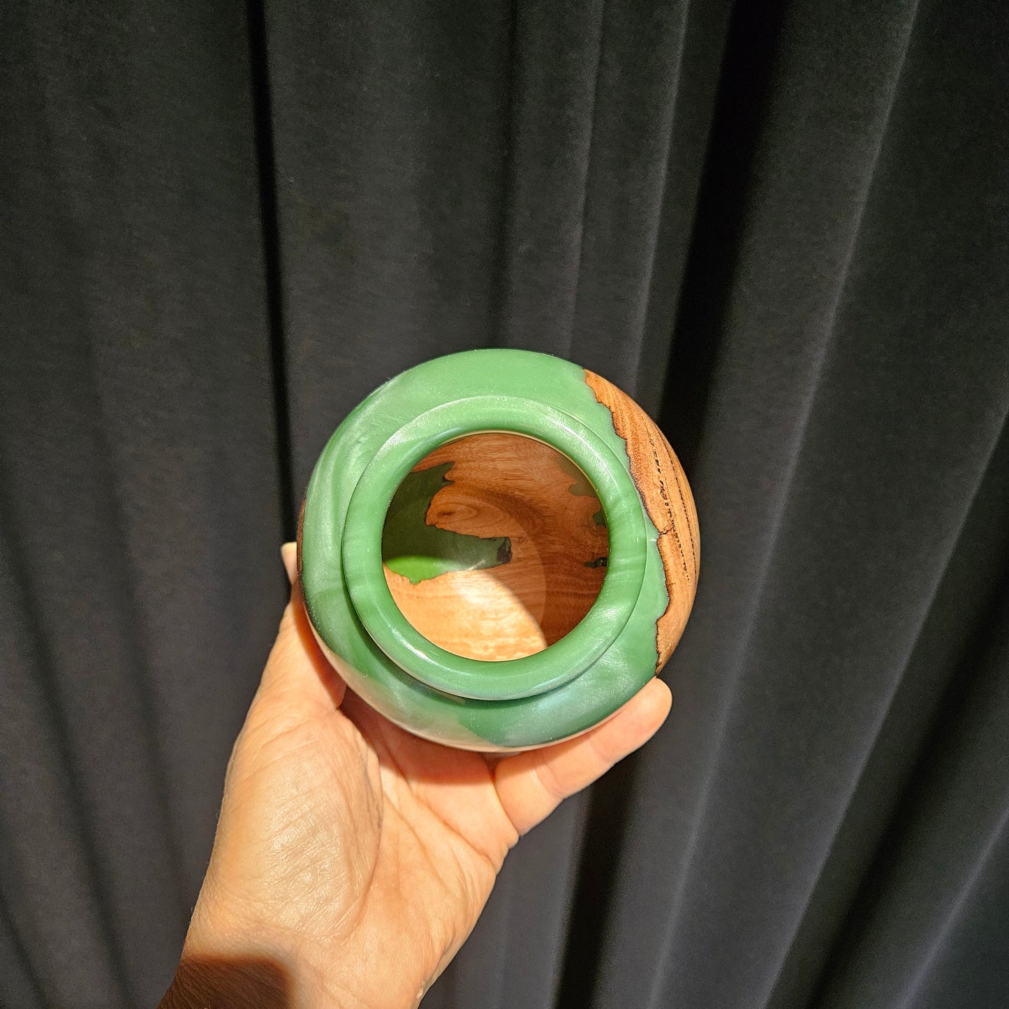 Eucalyptus Decorate Bowl / Pearlescent Jade Resin