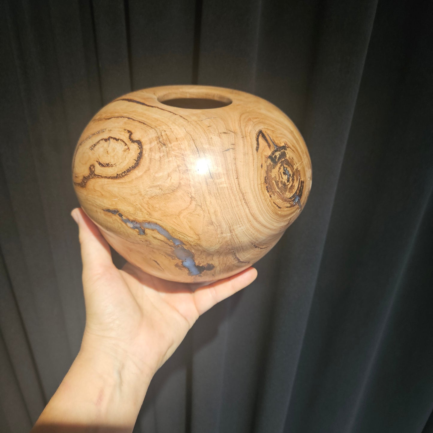 Eucalyptus Burl Decorative Bowl & Pearl Resin